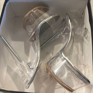 Clear pumps AZALEA WANG